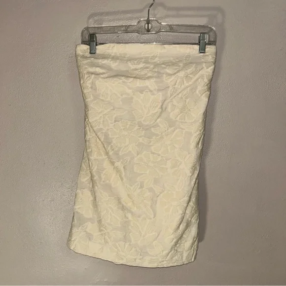 Anthropologie Cream textured Strapless Dress with Bow Detail - Picture 2 of 5